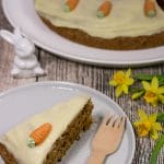 Karottenkuchen mit Walnuss und Buttercreme - Karotten Walnuss Kuchen Ostern Moehren Rueblikuchen Rezept 3