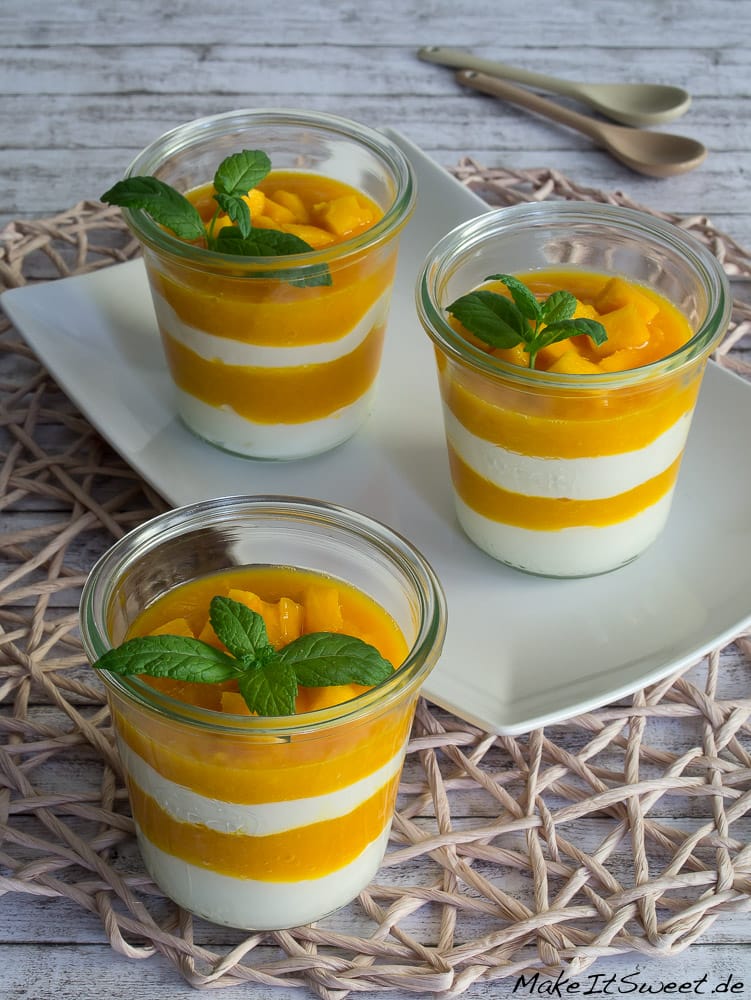 Mangodessert mit Quark