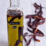 Selbstgemachtes Chiliöl - Chilioel Rezept selbermachen Geschenk aus der Kueche braten
