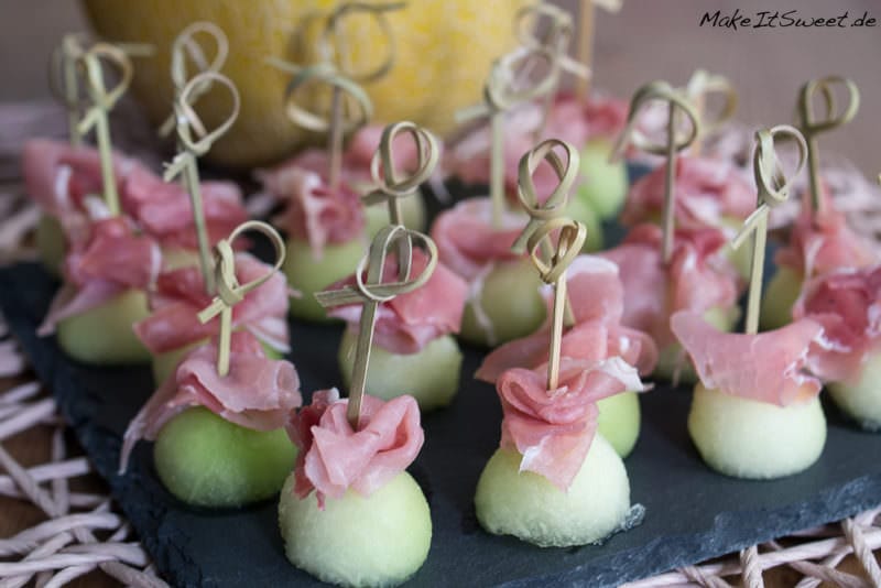 Honigmelone-Schinken-Fingerfood 2 Honigmelone-Schinken-Fingerfood - Honigmelone Schinken FIngerfood Haeppchen Rezept Melone einfach schnell