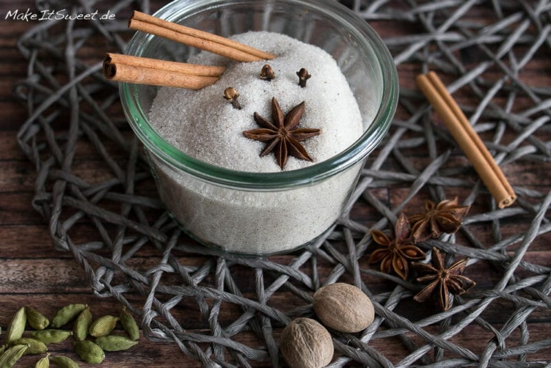 Weihnachtszucker selber machen + Weihnachtsgewürze Infos 4 Weihnachtszucker selber machen + Weihnachtsgewürze Infos - Weihnachtsgewuerze Weihnachtszucker Zimt Kardamom Nelke Sternanis Vanille Muskatnus Rezept 3