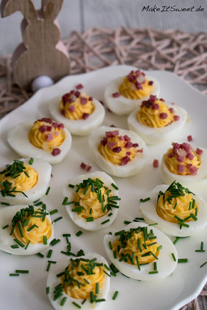 Gefüllte Eier mit Schnittlauch oder Speck - MakeItSweet