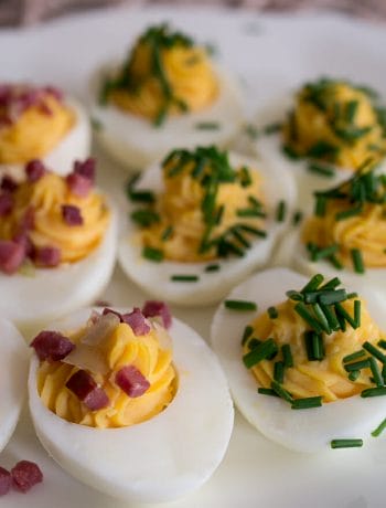 Gefüllte Eier mit Schnittlauch oder Speck - gefuellte eier schnittlauch speck mayo joghurt rezept ostern osterbrunch 3