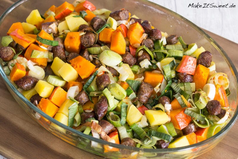 Kürbisauflauf mit Merguez und Kartoffeln 2 Kürbisauflauf mit Merguez und Kartoffeln - Kuerbisauflauf mit Merguez Kartoffeln Porree Rezept einfach backen 2