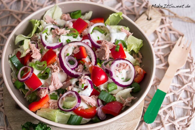 Thunfischsalat mit Joghurtdressing 3 Thunfischsalat mit Joghurtdressing - Thunfischsalat Rezept mit Joghurt Paprika einfach
