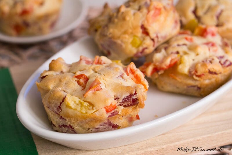 Herzhafte Muffins mit Salami und Paprika - Herzhafte Muffins mit Salami und Paprika Rezept 3